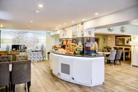 Warwickshire Park Hotel Kenilworth by Belvilla Отели в г. Балолл Коммон