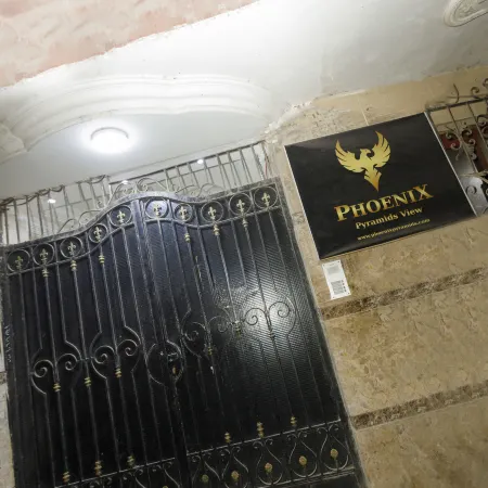Phoenix Pyramids roof top Отели рядом с достопримечательностью «Гиза»