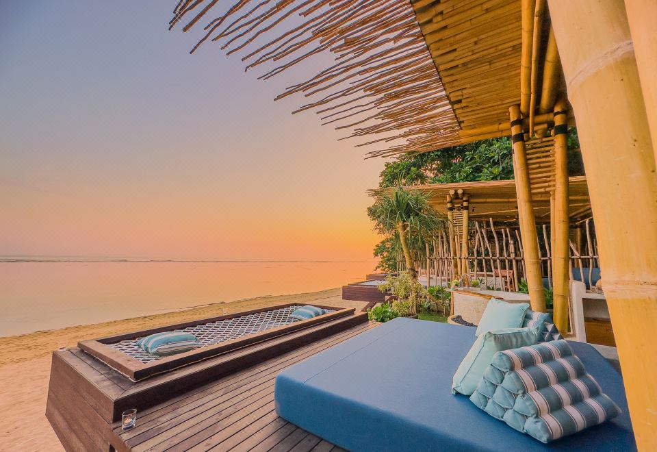 발리의 울루와뚜 사원 전경