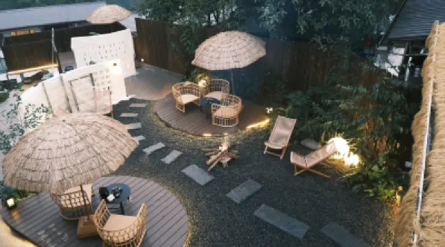 叄山而川民宿（峨眉山景區店） 萬年寺附近的飯店