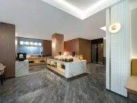 StarwayHotel(GuiLin Two Rivers and Four Lakes &Xiangshan Scenic Area））） )