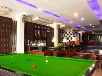 Century Grand Hotel Hotel di Bueng Kan