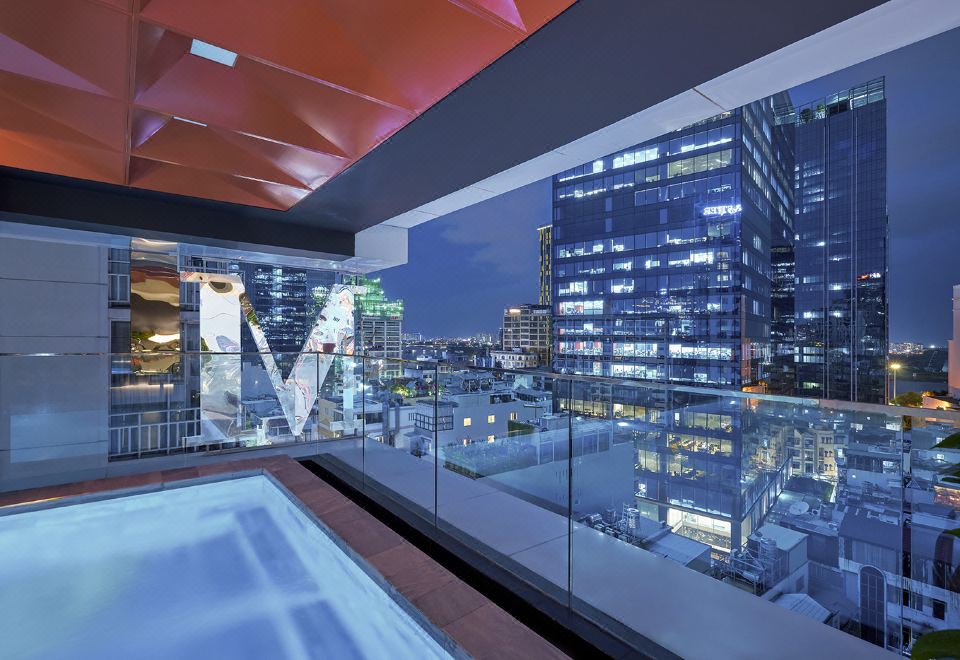 Signature Le Thanh Ton modern boutique rooms in Japanese Quarter