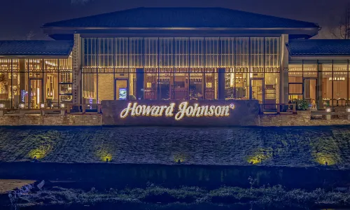 Chengdu Howard Johnson Huashuiwan Hot Springs Resort