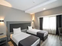 GRAND S HOTEL Hotels near Esenler