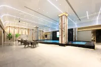 Baiyun International Hotel - parking