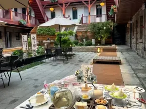 World Guanyunli Hotel (Qingdao Zhanqiao Zhongshan Road Branch)