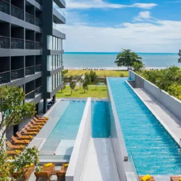 Ana Anan Resort & Villas Pattaya Hotels near Pattaya Floating Market