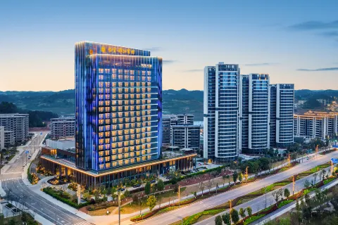 Linkong Jinjiang Hotel