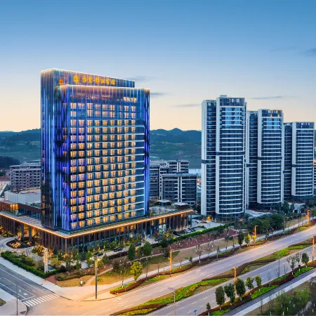 Linkong Jinjiang Hotel