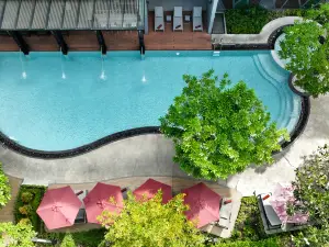 Altera Hotel and Residence