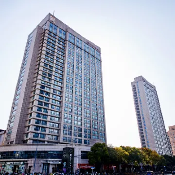 Orange Hotel (Shanghai Hongkou Football Stadium) Hotels near Luxun Park