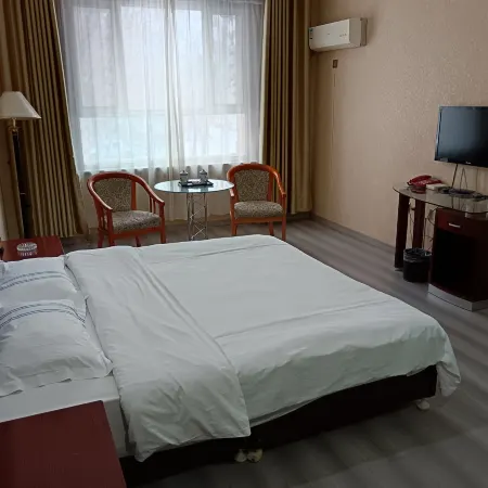 Junyue Express Hotel