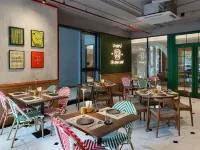 Somerset Rama 9 Bangkok Hotels near Ratchada Soi 6