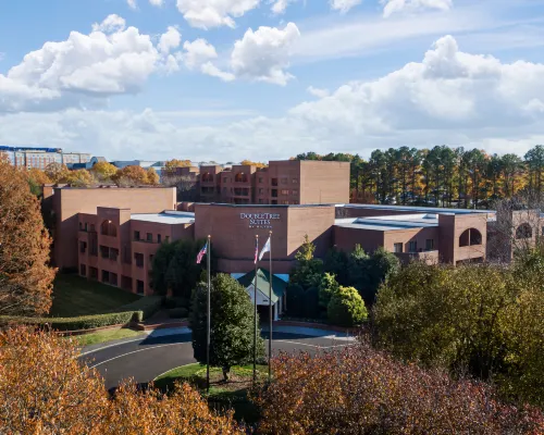 DoubleTree Suites by Hilton Hotel Charlotte-Southpark Hotels near Sharon Golf Course