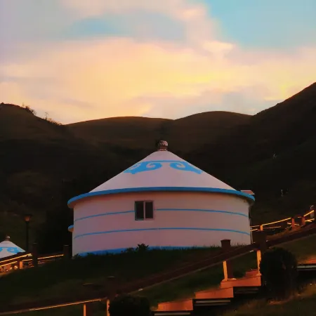 Nanshan Yurt Resort Hotel
