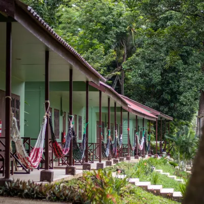 山崖小屋度假村 鄰近邦寶漁村的酒店