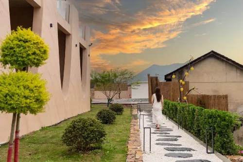 Sugiyama · Preface Wild Luxury Homestay