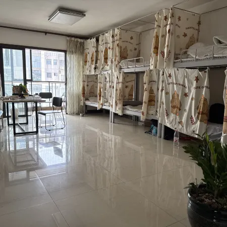 MingzhiHostel (Nanning Langdong Bus Station)