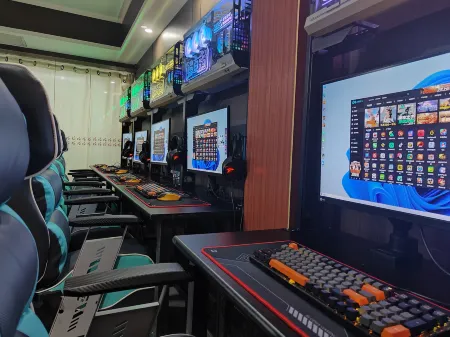 Longteng E-Sports Hotel Отели в г. Хуанмэй