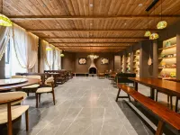 Mountain Villa Hotels in Xinyuan