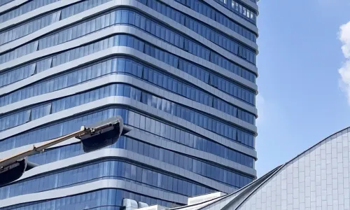 KDworld Hotel (Guigangke World High Speed Rail Station Store)