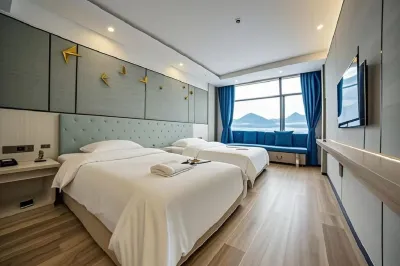 Hongrun Hotel (Hunan University of Humanities and Technology Loudi Wuyue Plaza Branch)