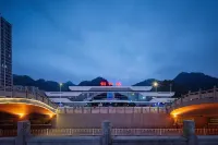 Tongren Zai'ai Movie Hotel (Tongren High-Speed Railway Station)