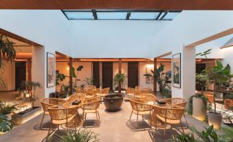 Twenty - Three - Courtyard Hotel (Luoyang Ancient City, Mingtang and Tiantang Branch)