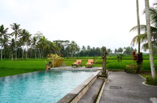 Hening Suite Ubud Hotels in der Nähe von Pura Telaga Waja Tegalalang