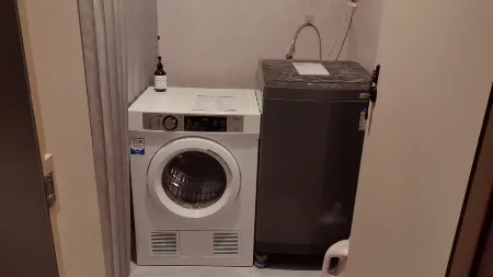 Baojingcheng Ji Hotel