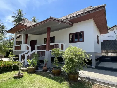 Areerat Villa Hotels in 