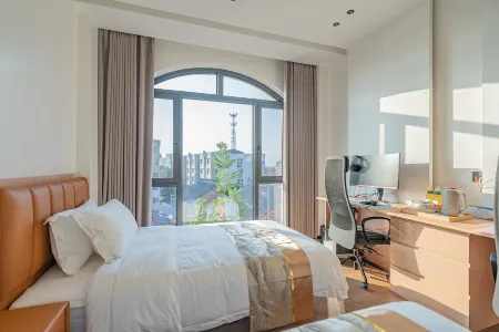 Zhouzhi Zhishui Qingcheng Homestay Hotel Отели в г. Чжоучжи