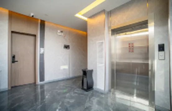 Wangshanyi Hotel (Colorful Danxia Scenic Area Branch)