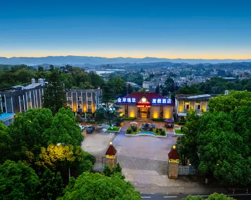 Golden  Coast  YuLong  Resort  Hotel Hotels in Shilin Yi Autonomous County