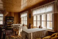 Alesha's Guesthouse - Aamiainen