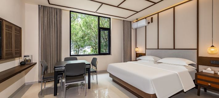Poina Huishe Chain Hotel (Yingjiang Yinghu Park Store) Hotéis em Condado de Yingjiang