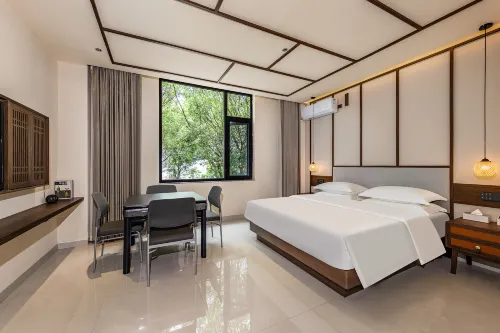 Poina Huishe Chain Hotel (Yingjiang Yinghu Park Store) - Gym