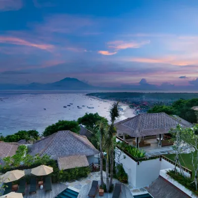 Batu Karang Lembongan Resort & Spa Hotels near Jungut Batu