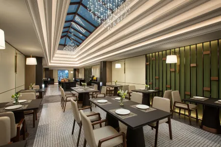 Wyndham Garden Guangzhou Panyu Отели рядом с достопримечательностью «Guangzhou Vocational College of Technology & Business»