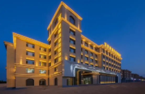 Xilinhot Jinghe Tangquan Resort Hotel