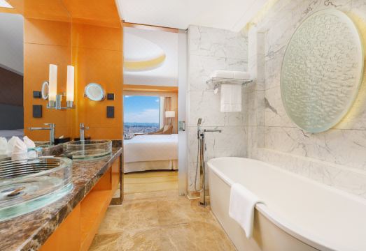 진저우 쉐라톤 호텔의 짐 보관 서비스 데스크