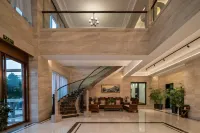 棲途電競酒店（唐河大潤發店）