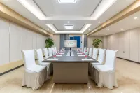 Starway Hotel (Zhaosu Tianma Lake Park) - Business