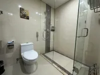 Yihai International Business Hotel - 4 estrellas