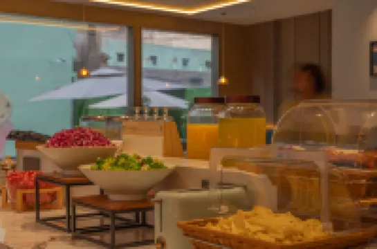 Wanfei International Hotel