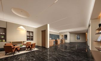 Atour Hotel (Guiyang Guanshan Lake Olympic Sports Center)