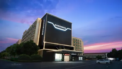 Holiday Villas Airport (Guangzhou Baiyun International Airport) Hotels near Jinhuiyuan Shopping Plaza