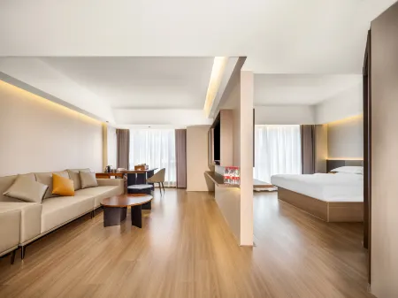 Sunshine Holiday Hotel Отели рядом с достопримечательностью «The Open University of Fujian Jian'ou Workstation»