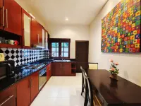 Secure 3 Bedroom Villa near beach